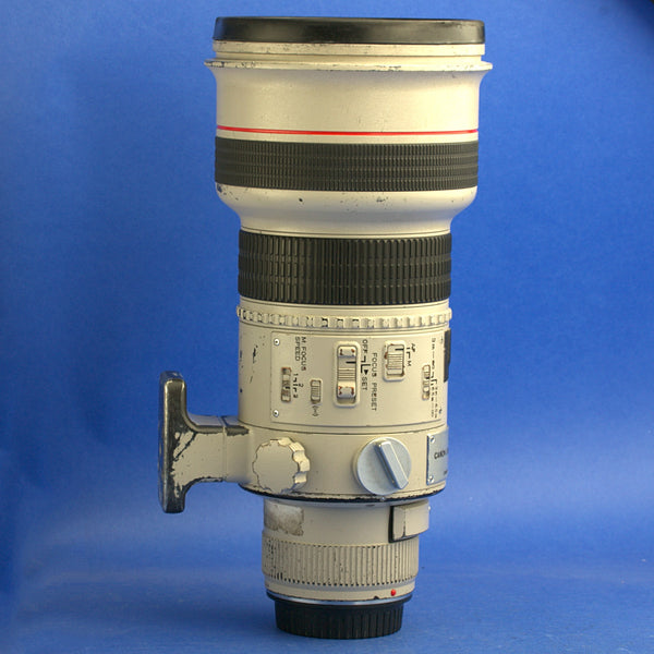 Canon EF 300mm 2.8 L Lens
