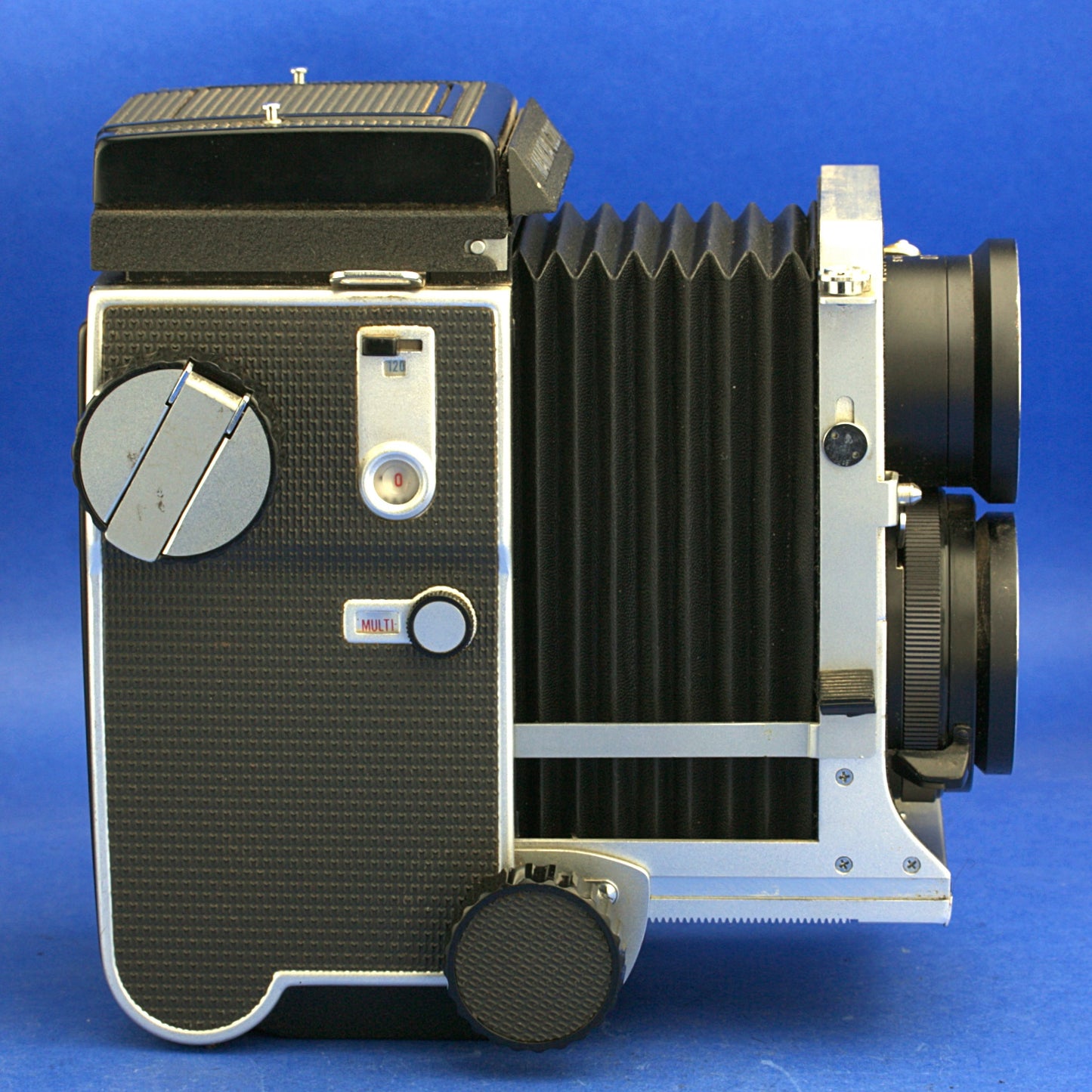 Mamiya C220 Medium Format Camera Kit