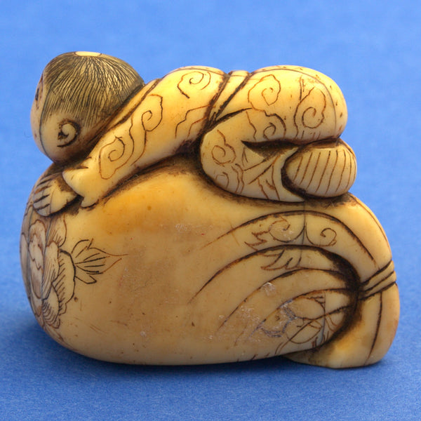 Netsuke Fine Quality Japanese Edo Period Carving