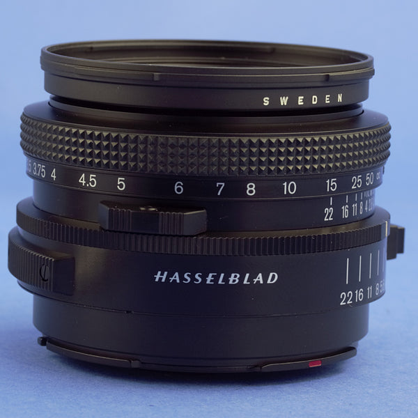 Hasselblad Planar 80mm 2.8 F Lens for 200 Series Near Mint Condition