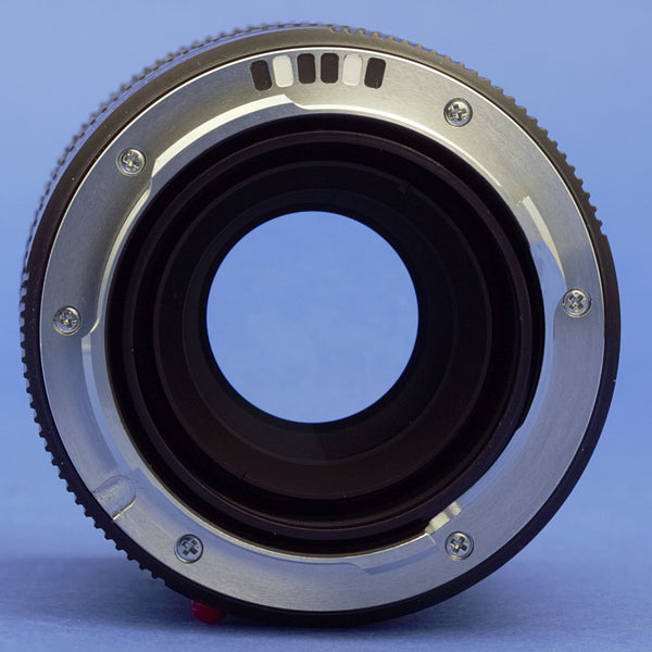 Leica Summarit-M 75mm 2.5 Lens 6-Bit Coded Mint Condition