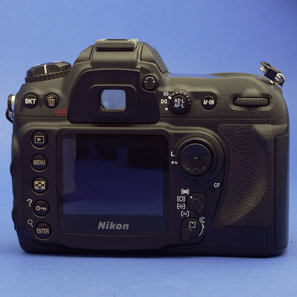 Nikon D200 Digital Camera Body 3900 Actuations Beautiful Condition