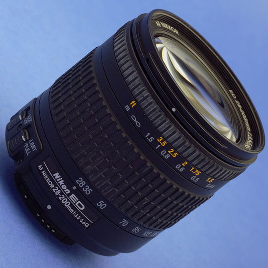 Nikon AF Nikkor 28-200mm 3.5-5.6 G Lens US Model