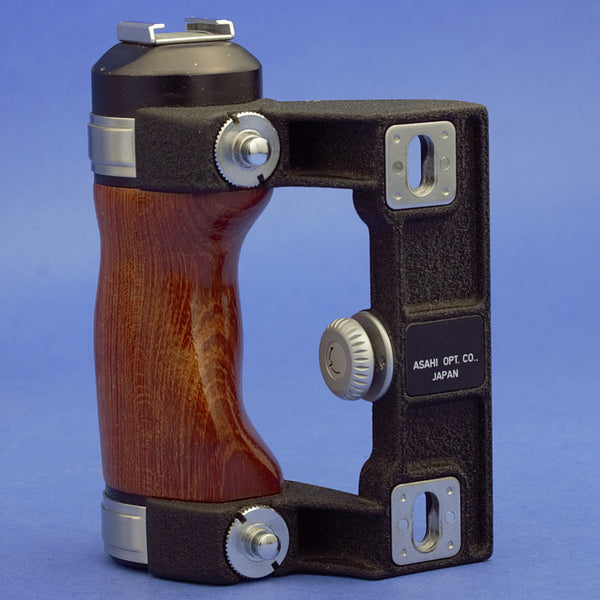Pentax Wood Hand Grip for 67 6x7 Cameras Beautiful Condition
