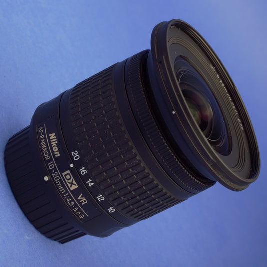 Nikon AF-P Nikkor 10-20mm 4.5-5.6 VR Lens Mint Condition