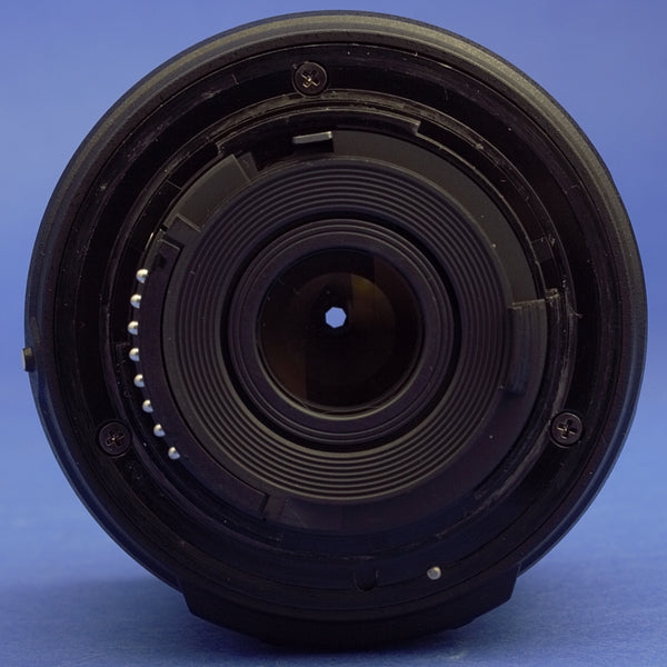Nikon AF-S 18-55mm 3.5-5.6G VR II Lens Mint Condition