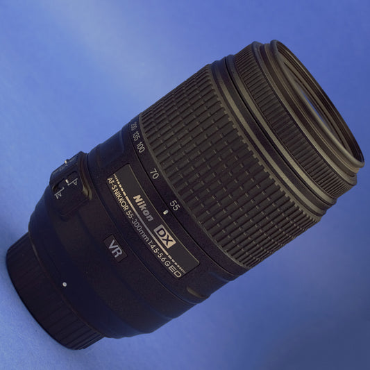 Nikon AF-S Nikkor 55-300mm 4.5-5.6 VR Lens