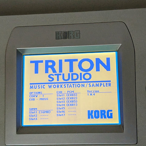 Korg Triton Studio 76-Key Workstation/Sampler Excellent Condition